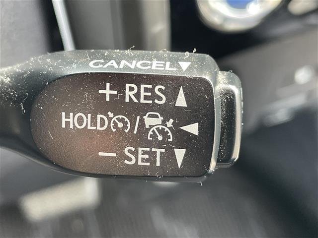 プリウス A サンルーフ モデリスタ 純正9型ナビ バックカメラ ETC BSM トヨタセーフティセンス レーダークルーズ レーンキープ ヘッドアップディスプレイ 純正フロアマット 15インチ純正AW(19枚目)