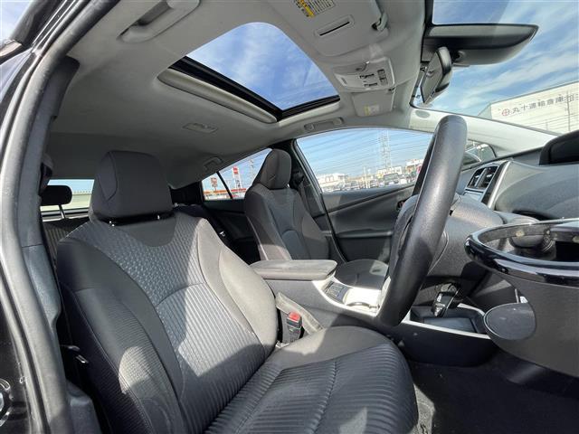 プリウス A サンルーフ モデリスタ 純正9型ナビ バックカメラ ETC BSM トヨタセーフティセンス レーダークルーズ レーンキープ ヘッドアップディスプレイ 純正フロアマット 15インチ純正AW(24枚目)