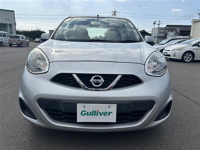 マーチ Ｓ　純正オーディオ　横滑り防止装置　ヘッドライトレベライザー　電動格納ミラー　純正フロアマット　リモコンキー　保証書／取扱説明書（31枚目）