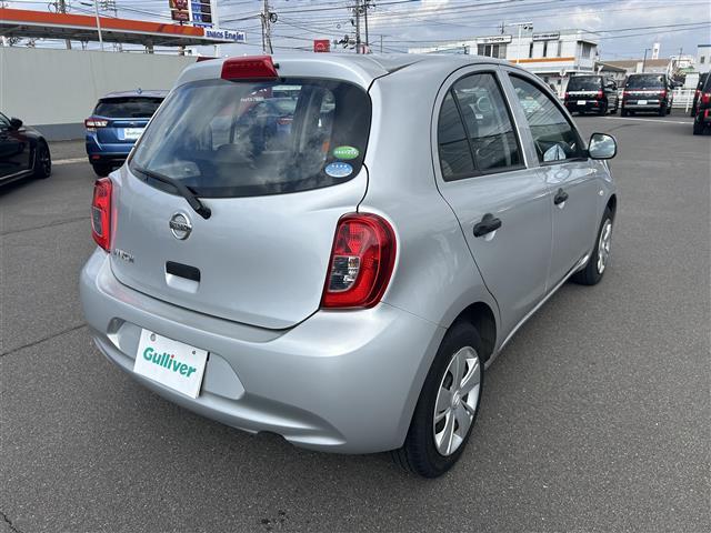 マーチ Ｓ　純正オーディオ　横滑り防止装置　ヘッドライトレベライザー　電動格納ミラー　純正フロアマット　リモコンキー　保証書／取扱説明書（36枚目）