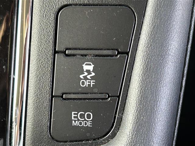 アルファード ２．５Ｓ　Ｃパッケージ　ＡＬＰＩＮＥナビ　後席モニター　バックカメラ　ＥＴＣ　ドラレコ　両側パワスラ　トヨタセーフティセンス　レーダークルーズコントロール　本革シート　ベンチレーション　オットマン　１８インチ純正ＡＷ（9枚目）