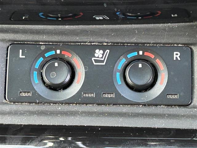 アルファード ２．５Ｓ　Ｃパッケージ　ＡＬＰＩＮＥナビ　後席モニター　バックカメラ　ＥＴＣ　ドラレコ　両側パワスラ　トヨタセーフティセンス　レーダークルーズコントロール　本革シート　ベンチレーション　オットマン　１８インチ純正ＡＷ（20枚目）