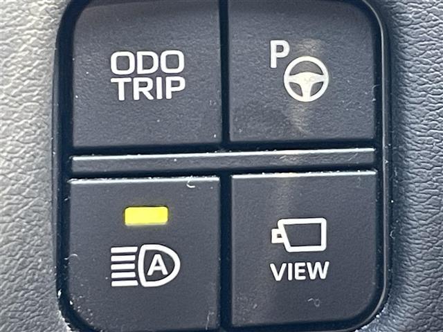 クラウンハイブリッド Ｇ　純正ナビ　全方位カメラ　ＥＴＣ２．０　ドラレコ　リヤコンフォートパッケージ　トヨタセーフティセンス　レーダークルーズコントロール　アドバンストパーク　全席パワーシート／シートヒーター　本革シート（8枚目）