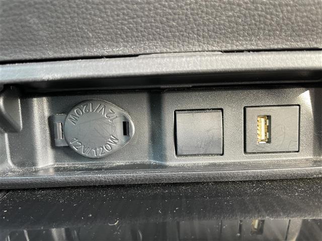 クラウンハイブリッド Ｇ　純正ナビ　全方位カメラ　ＥＴＣ２．０　ドラレコ　リヤコンフォートパッケージ　トヨタセーフティセンス　レーダークルーズコントロール　アドバンストパーク　全席パワーシート／シートヒーター　本革シート（21枚目）