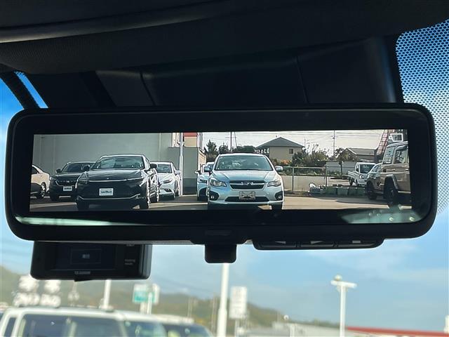 クラウンハイブリッド Ｇ　純正ナビ　全方位カメラ　ＥＴＣ２．０　ドラレコ　リヤコンフォートパッケージ　トヨタセーフティセンス　レーダークルーズコントロール　アドバンストパーク　全席パワーシート／シートヒーター　本革シート（22枚目）