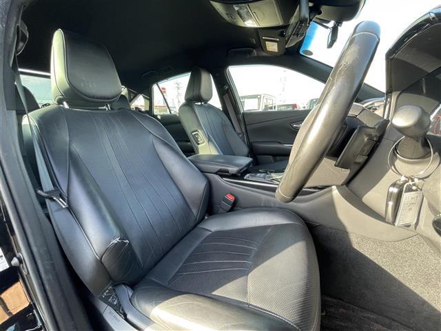 クラウンハイブリッド Ｇ　純正ナビ　全方位カメラ　ＥＴＣ２．０　ドラレコ　リヤコンフォートパッケージ　トヨタセーフティセンス　レーダークルーズコントロール　アドバンストパーク　全席パワーシート／シートヒーター　本革シート（26枚目）