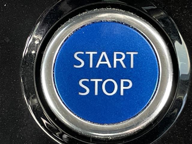 セレナ ｅ－パワー　ハイウェイスターＶ　純正１０インチナビ　全方位カメラ　両側パワスラ　ＢＳＭ　ＥＴＣ　デジタルインナーミラー　プロパイロット　レーダークルーズコントロール　衝突軽減　純正フロアマット　１５インチ純正ＡＷ　コーナーセンサー（7枚目）