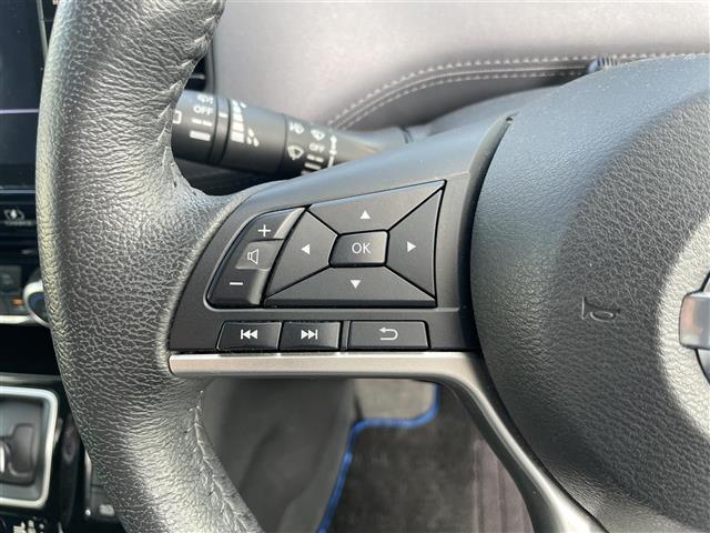 セレナ ｅ－パワー　ハイウェイスターＶ　純正１０インチナビ　全方位カメラ　両側パワスラ　ＢＳＭ　ＥＴＣ　デジタルインナーミラー　プロパイロット　レーダークルーズコントロール　衝突軽減　純正フロアマット　１５インチ純正ＡＷ　コーナーセンサー（10枚目）