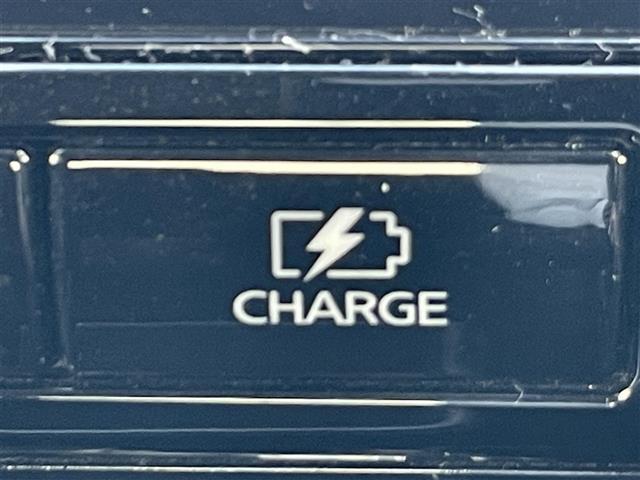 セレナ ｅ－パワー　ハイウェイスターＶ　純正１０インチナビ　全方位カメラ　両側パワスラ　ＢＳＭ　ＥＴＣ　デジタルインナーミラー　プロパイロット　レーダークルーズコントロール　衝突軽減　純正フロアマット　１５インチ純正ＡＷ　コーナーセンサー（21枚目）