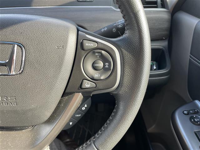 フリードハイブリッド ハイブリッド・ＥＸ　純正ナビ　バックカメラ　両側パワスラ　ＥＴＣ　ドラレコ　デジタルインナーミラー　ホンダセンシング　レーダークルーズコントロール　レーンキープアシスト　シートヒーター　１５インチ社外ＡＷ　フロアマット（15枚目）