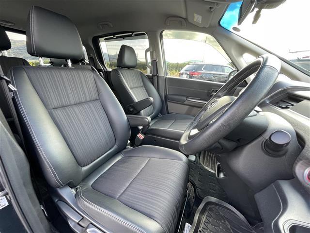 フリードハイブリッド ハイブリッド・ＥＸ　純正ナビ　バックカメラ　両側パワスラ　ＥＴＣ　ドラレコ　デジタルインナーミラー　ホンダセンシング　レーダークルーズコントロール　レーンキープアシスト　シートヒーター　１５インチ社外ＡＷ　フロアマット（22枚目）