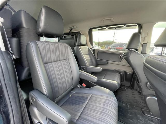 フリードハイブリッド ハイブリッド・ＥＸ　純正ナビ　バックカメラ　両側パワスラ　ＥＴＣ　ドラレコ　デジタルインナーミラー　ホンダセンシング　レーダークルーズコントロール　レーンキープアシスト　シートヒーター　１５インチ社外ＡＷ　フロアマット（28枚目）