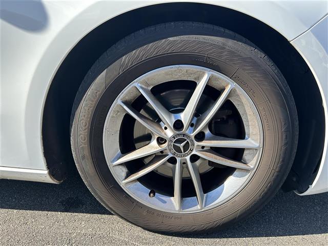 Ａクラス Ａ１８０　スタイル　純正ナビ　バックカメラ　ＥＴＣ２．０　ＢＳＭ　ドラレコ　シートヒーター　クリアランスソナー　衝突軽減　横滑り防止装置　クルコン　レーンキープアシスト　オートライト　アイドリングストップ　純正ＡＷ（41枚目）