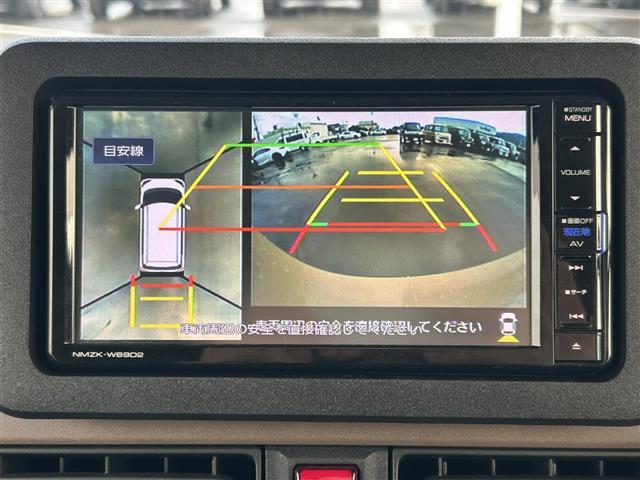 ムーヴキャンバス セオリーＧ　社外ナビ　全方位カメラ　両側パワスラ　衝突軽減ブレーキ　コーナーセンサー　アイドリングストップ　電子パーキング　オートライト　シートヒーター　プッシュスタート　スマートキー　純正フロアマット（4枚目）