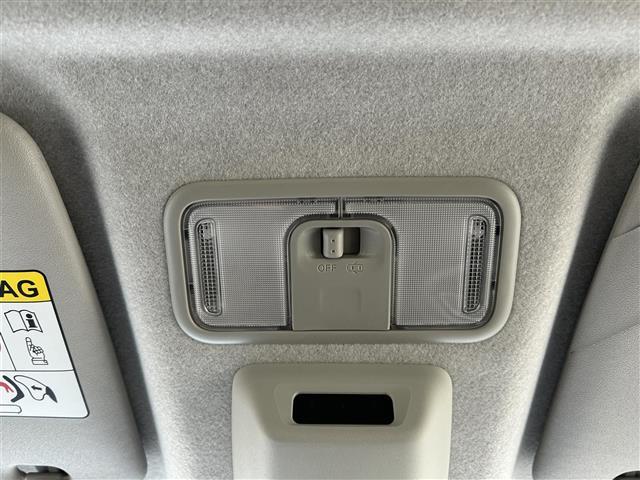 ムーヴキャンバス セオリーＧ　社外ナビ　全方位カメラ　両側パワスラ　衝突軽減ブレーキ　コーナーセンサー　アイドリングストップ　電子パーキング　オートライト　シートヒーター　プッシュスタート　スマートキー　純正フロアマット（22枚目）