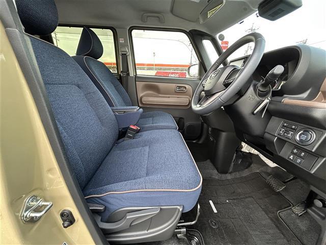 ムーヴキャンバス セオリーＧ　社外ナビ　全方位カメラ　両側パワスラ　衝突軽減ブレーキ　コーナーセンサー　アイドリングストップ　電子パーキング　オートライト　シートヒーター　プッシュスタート　スマートキー　純正フロアマット（24枚目）