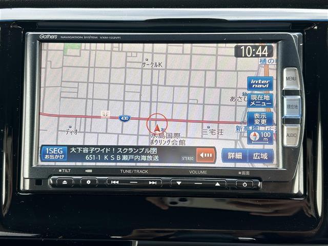 Ｎ－ＷＧＮカスタム Ｇ・ターボパッケージ　純正ナビ　バックカメラ　衝突軽減ブレーキ　ＥＴＣ　クルーズコントロール　ハーフレザーシート　横滑り防止装置　アイドリングストップ　オートライト　電動格納ミラー　純正１５インチＡＷ　プッシュスタート（2枚目）