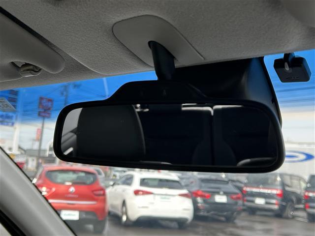 Ｎ－ＷＧＮカスタム Ｇ・ターボパッケージ　純正ナビ　バックカメラ　衝突軽減ブレーキ　ＥＴＣ　クルーズコントロール　ハーフレザーシート　横滑り防止装置　アイドリングストップ　オートライト　電動格納ミラー　純正１５インチＡＷ　プッシュスタート（20枚目）