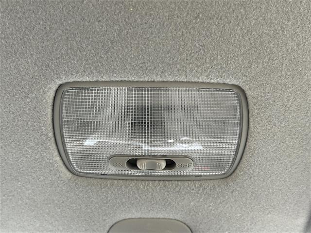 Ｎ－ＷＧＮカスタム Ｇ・ターボパッケージ　純正ナビ　バックカメラ　衝突軽減ブレーキ　ＥＴＣ　クルーズコントロール　ハーフレザーシート　横滑り防止装置　アイドリングストップ　オートライト　電動格納ミラー　純正１５インチＡＷ　プッシュスタート（21枚目）