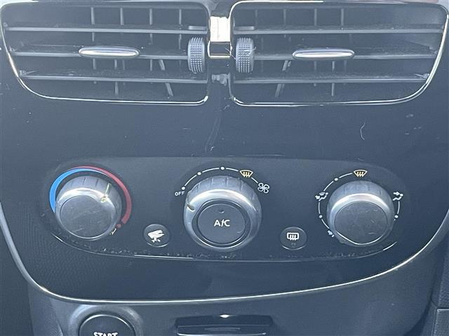 安心の全車保証付き！（※部分保証、国産車は納車後３ヶ月、輸入車は納車後１ヶ月の保証期間となります）。その他長期保証（有償）もご用意しております！※長期保証を付帯できる車両には条件がございます。