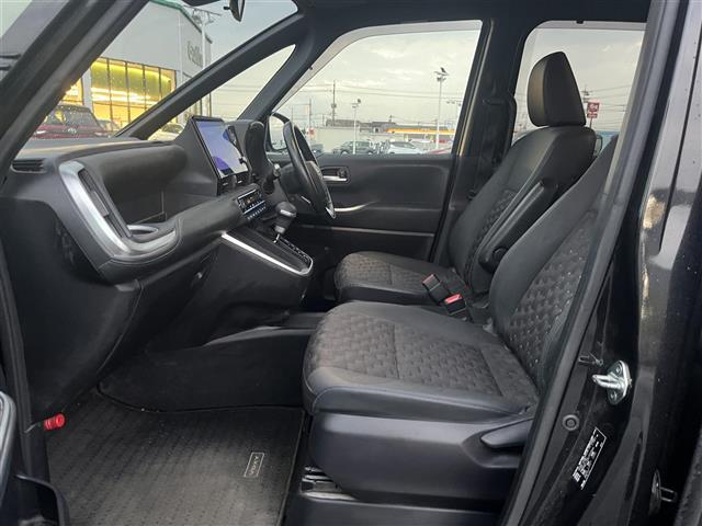 ヴォクシー ハイブリッドＳ－Ｚ（32枚目）