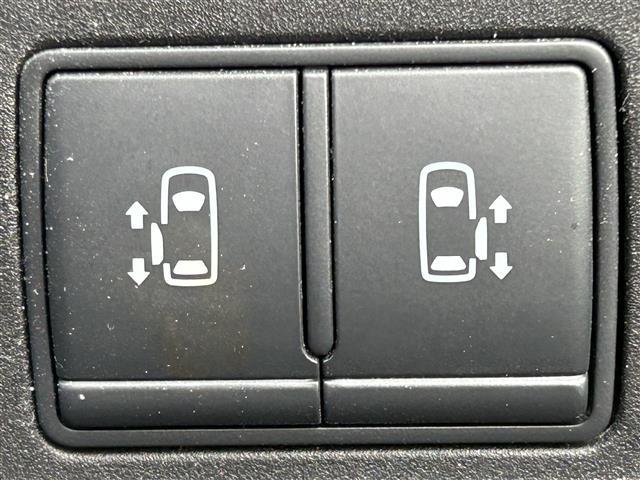 セレナ ハイウェイスターV 社外10インチナビ フリップダウンモニター 全方位カメラ 両側パワスラ ETC BSM コーナーセンサー 衝突軽減 クルーズコントロール アイドリングストップ 16インチ純正AW LEDヘッドライト(8枚目)