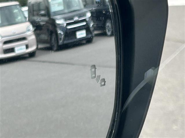 セレナ ハイウェイスターV 社外10インチナビ フリップダウンモニター 全方位カメラ 両側パワスラ ETC BSM コーナーセンサー 衝突軽減 クルーズコントロール アイドリングストップ 16インチ純正AW LEDヘッドライト(22枚目)