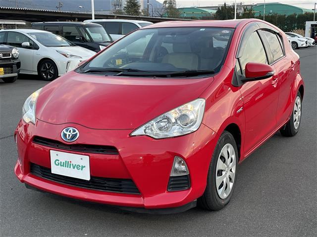 アクア Ｓ　社外ナビ　バックカメラ　ＥＴＣ　アイドリングストップ　ＵＳＢ入力端子　純正フロアマット　オートライト　横滑り防止装置　ドアバイザー　プッシュスタート　スマートキー　電動格納ミラー（35枚目）