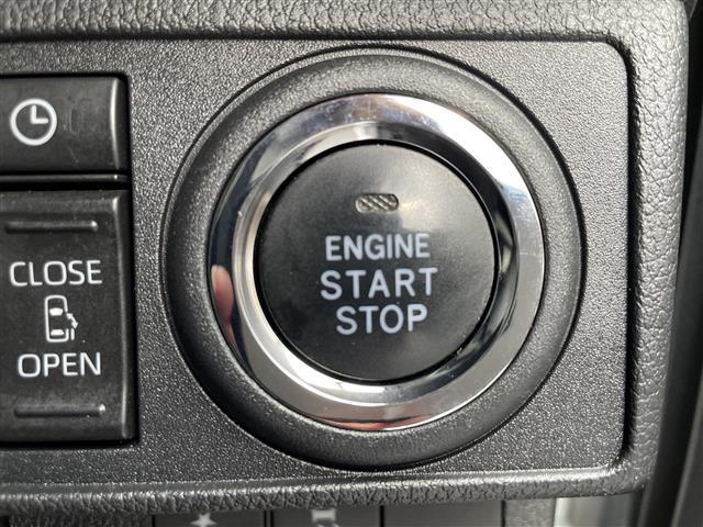 ムーヴキャンバス ストライプスＧ　両側パワスラ　レーダークルーズコントロール　衝突軽減　コーナーセンサー　アイドリングストップ　電子パーキング　オートマチックハイビーム　シートヒーター　プッシュスタート　純正フロアマット（2枚目）