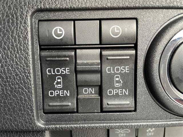 ムーヴキャンバス ストライプスＧ　両側パワスラ　レーダークルーズコントロール　衝突軽減　コーナーセンサー　アイドリングストップ　電子パーキング　オートマチックハイビーム　シートヒーター　プッシュスタート　純正フロアマット（5枚目）