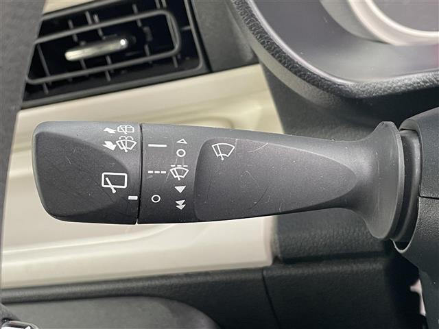 ムーヴキャンバス ストライプスＧ　両側パワスラ　レーダークルーズコントロール　衝突軽減　コーナーセンサー　アイドリングストップ　電子パーキング　オートマチックハイビーム　シートヒーター　プッシュスタート　純正フロアマット（15枚目）