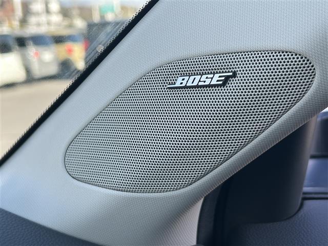 ＺＲ－Ｖ ｅ：ＨＥＶ　Ｚ　登録時走行距離１５８３３ｋｍ　ＢＯＳＥサウンドシステム　純正ナビ（ＡＭ．ＦＭ．ＴＶ．ＢＴ．ＣａｒＰｌａｙ）　全方位カメラ　パワーバックドア　ホンダセンシング　衝突軽減ブレーキ　車線維持支援システム（5枚目）