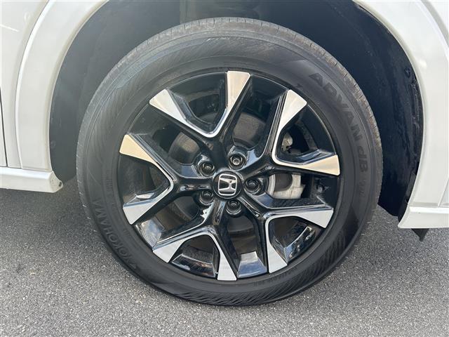 ＺＲ－Ｖ ｅ：ＨＥＶ　Ｚ　登録時走行距離１５８３３ｋｍ　ＢＯＳＥサウンドシステム　純正ナビ（ＡＭ．ＦＭ．ＴＶ．ＢＴ．ＣａｒＰｌａｙ）　全方位カメラ　パワーバックドア　ホンダセンシング　衝突軽減ブレーキ　車線維持支援システム（33枚目）