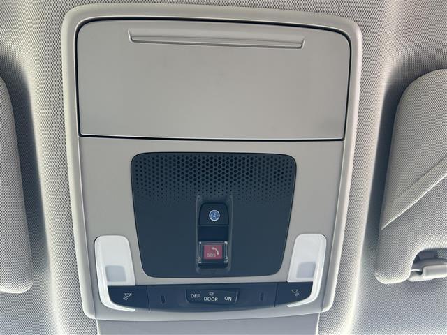 ＺＲ－Ｖ ｅ：ＨＥＶ　Ｚ　登録時走行距離１５８３３ｋｍ　ＢＯＳＥサウンドシステム　純正ナビ（ＡＭ．ＦＭ．ＴＶ．ＢＴ．ＣａｒＰｌａｙ）　全方位カメラ　パワーバックドア　ホンダセンシング　衝突軽減ブレーキ　車線維持支援システム（41枚目）