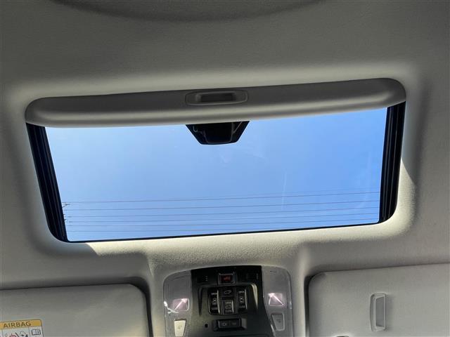 アルファード ２．５Ｓ　Ｃパッケージ　登録時走行距離５５１１９ｋｍ　サンルーフ　モデリスタフルエアロ　ＡＬＰＩＮＥビックＸ１１インチ　（ＡＭ／ＦＭ／ＣＤ／ＤＶＤ／ＢＴ／ＴＶ）　ＡＬＰＩＮＥフリップダウンモニター（ダブルゾーン）ＢＳＭ（19枚目）