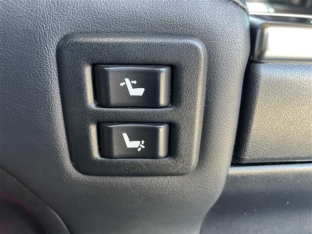 アルファード ２．５Ｓ　Ｃパッケージ　登録時走行距離５５１１９ｋｍ　サンルーフ　モデリスタフルエアロ　ＡＬＰＩＮＥビックＸ１１インチ　（ＡＭ／ＦＭ／ＣＤ／ＤＶＤ／ＢＴ／ＴＶ）　ＡＬＰＩＮＥフリップダウンモニター（ダブルゾーン）ＢＳＭ（29枚目）