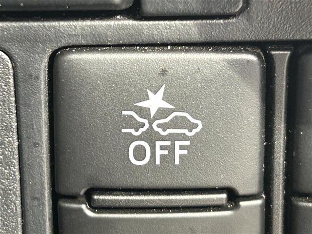 ルーミー カスタムＧ　モデリスタ　純正ナビ　バックカメラ　両側パワスラ　ＥＴＣ　トヨタセーフティセンス　クルーズコントロール　オートマチックハイビーム　シートヒーター　１４インチ純正ＡＷ　フロアマット　スマートキー（8枚目）