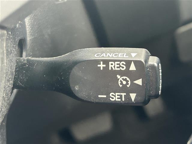 ルーミー カスタムＧ　モデリスタ　純正ナビ　バックカメラ　両側パワスラ　ＥＴＣ　トヨタセーフティセンス　クルーズコントロール　オートマチックハイビーム　シートヒーター　１４インチ純正ＡＷ　フロアマット　スマートキー（13枚目）