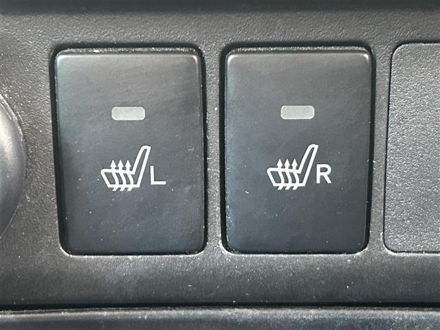 ルーミー カスタムＧ　モデリスタ　純正ナビ　バックカメラ　両側パワスラ　ＥＴＣ　トヨタセーフティセンス　クルーズコントロール　オートマチックハイビーム　シートヒーター　１４インチ純正ＡＷ　フロアマット　スマートキー（16枚目）