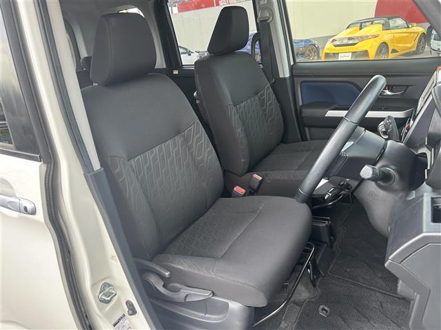 ルーミー カスタムＧ　モデリスタ　純正ナビ　バックカメラ　両側パワスラ　ＥＴＣ　トヨタセーフティセンス　クルーズコントロール　オートマチックハイビーム　シートヒーター　１４インチ純正ＡＷ　フロアマット　スマートキー（24枚目）