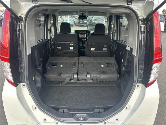 ルーミー カスタムＧ　モデリスタ　純正ナビ　バックカメラ　両側パワスラ　ＥＴＣ　トヨタセーフティセンス　クルーズコントロール　オートマチックハイビーム　シートヒーター　１４インチ純正ＡＷ　フロアマット　スマートキー（29枚目）