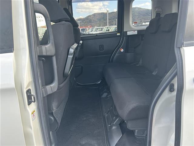 ルーミー カスタムＧ　モデリスタ　純正ナビ　バックカメラ　両側パワスラ　ＥＴＣ　トヨタセーフティセンス　クルーズコントロール　オートマチックハイビーム　シートヒーター　１４インチ純正ＡＷ　フロアマット　スマートキー（31枚目）