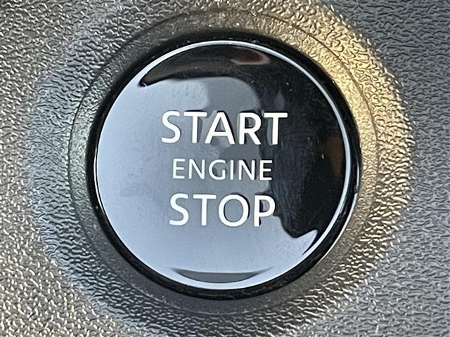 セレナ ハイウェイスターV 純正12.3インチナビ 全方位カメラ ETC デジタルインナーミラー プロパイロット レーダークルーズコントロール コーナーセンサー アイドリングストップ ワイヤレス充電器 16インチ純正AW(9枚目)