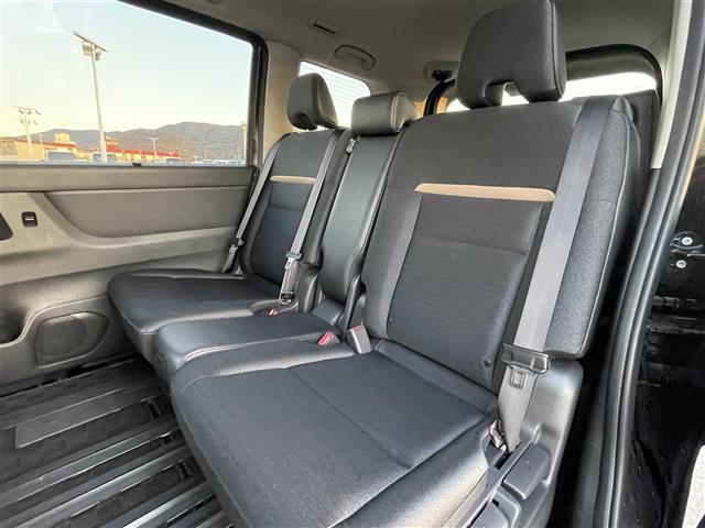 セレナ ハイウェイスターV 純正12.3インチナビ 全方位カメラ ETC デジタルインナーミラー プロパイロット レーダークルーズコントロール コーナーセンサー アイドリングストップ ワイヤレス充電器 16インチ純正AW(30枚目)