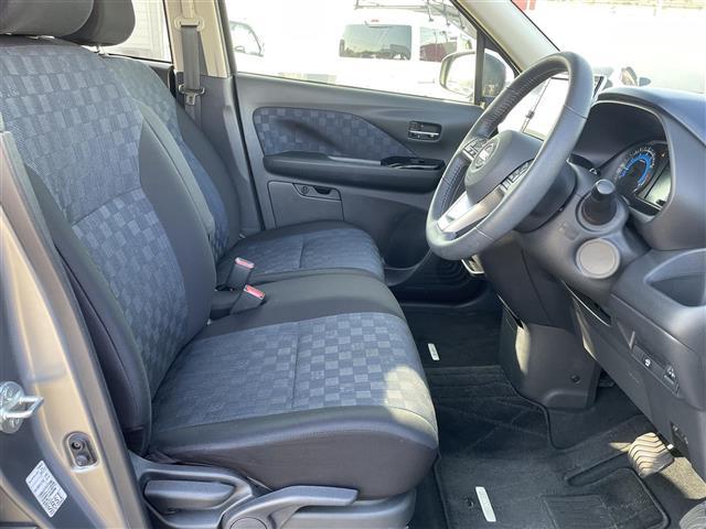 デイズ ハイウェイスター X プロパイロットエディション 純正9インチナビ 全方位カメラ ETC プロパイロット レーダークルーズコントロール レーンキープアシスト 電子パーキング アイドリングストップ 14インチ純正AW 純正フロアマット スマートキー(24枚目)