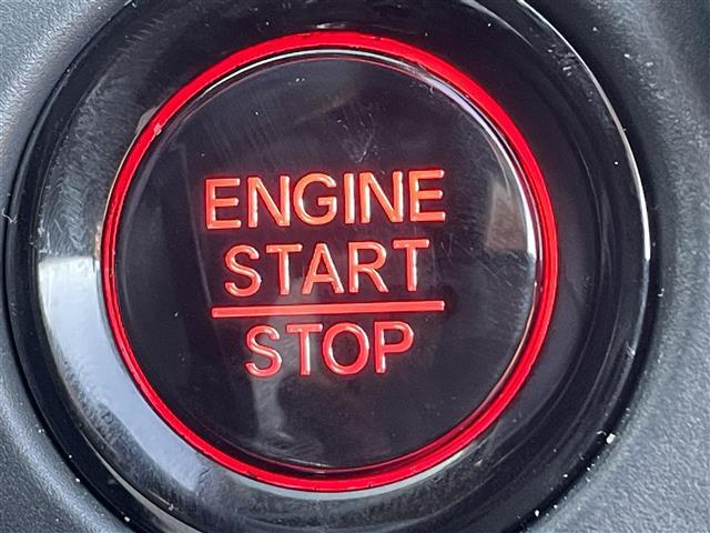 ＺＲ－Ｖ Ｘ　ワンオーナー　純正１１．４インチナビ　バックカメラ　ＥＴＣ　ドラレコ　パワーバックドア　ホンダセンシング　レーダークルーズコントロール　ダウンヒルアシストコントロール　１８インチ純正ＡＷ　フロアマット（6枚目）