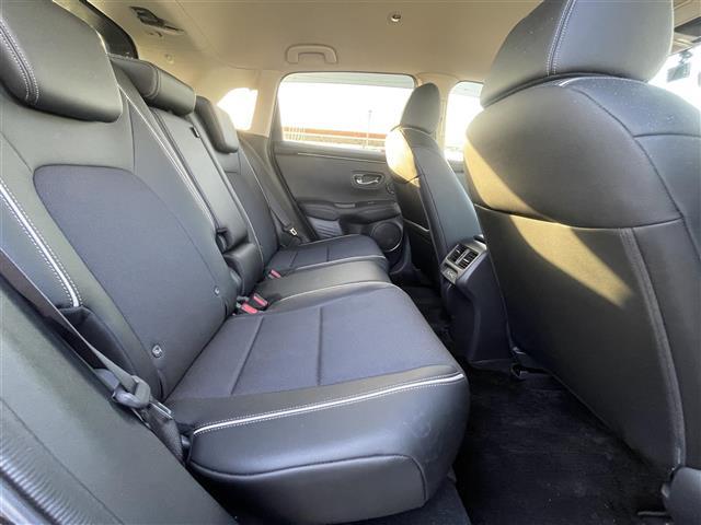 ＺＲ－Ｖ Ｘ　ワンオーナー　純正１１．４インチナビ　バックカメラ　ＥＴＣ　ドラレコ　パワーバックドア　ホンダセンシング　レーダークルーズコントロール　ダウンヒルアシストコントロール　１８インチ純正ＡＷ　フロアマット（27枚目）