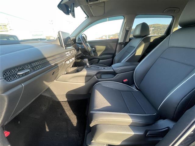 ＺＲ－Ｖ Ｘ　ワンオーナー　純正１１．４インチナビ　バックカメラ　ＥＴＣ　ドラレコ　パワーバックドア　ホンダセンシング　レーダークルーズコントロール　ダウンヒルアシストコントロール　１８インチ純正ＡＷ　フロアマット（32枚目）