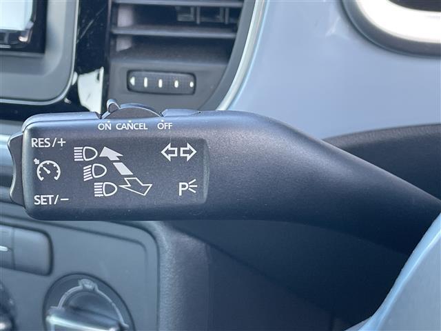 ザ・ビートル デザイン　社外ナビ　地デジＴＶ（ＡＭ／ＦＭ／ＣＤ／ＤＶＤ）　バックカメラ　ドライブレコーダー　コーナーセンサー　リモコンキー　１６インチ純正ＡＷ　フロアマット　電動格納ミラー（8枚目）