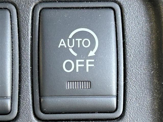 セレナ ハイウェイスター　Ｖセレクション　純正１０インチナビ　純正１１インチフリップダウンモニター　全方位カメラ　両側パワスラ　ＥＴＣ　パーキングアシスト　クルーズコントロール　衝突軽減　アイドリングストップ　１６インチ純正ＡＷ　フロアマット（13枚目）